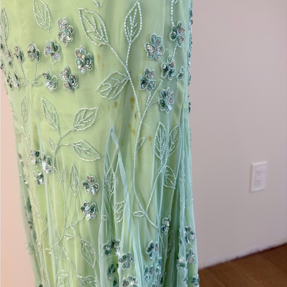 Elegant Green Aqua Beaded Evening Dress - Picture 6 of 14